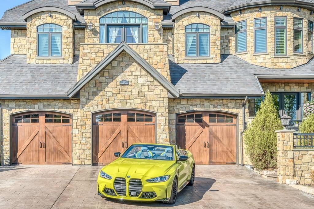 French Chateau W/Swim Spa & Theatre: 11,700 Sqft YYC Екстериор снимка